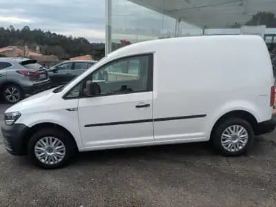 Vendo Volkswagen Caddy 2016 - 10947 EUR, 205710 km - AUTO.MOTO.pt