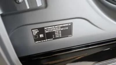 Vendo BMW i4 2022 - 55900 EUR, 33929 km - AUTO.MOTO.pt