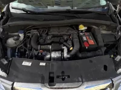 Sell Peugeot 2008 2014 - 9250 EUR, 129000 km - AUTO.MOTO.pt