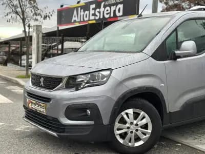 Sell Peugeot Rifter 2018 - 20900 EUR, 64900 km - AUTO.MOTO.pt