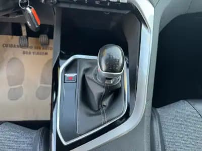 Vendo Peugeot 5008 2018 - 20500 EUR, 137000 km - AUTO.MOTO.pt