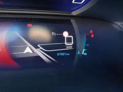 Sell Peugeot 2008 2021 - 18000 EUR, 57400 km - AUTO.MOTO.pt