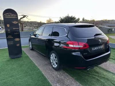 Sell Peugeot 308 SW 2015 - 12900 EUR, 140000 km - AUTO.MOTO.pt