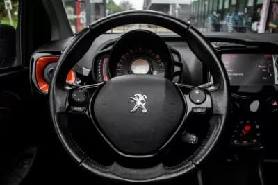 Vendo Peugeot 108 2018 - 9450 EUR, 70258 km - AUTO.MOTO.pt