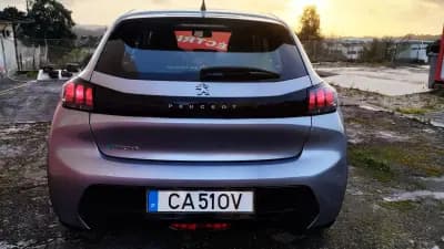 Sell Peugeot e-208 2021 - 17500 EUR, 49000 km - AUTO.MOTO.pt