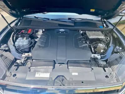 Vendo Volkswagen Touareg 2019 - 47500 EUR, 111935 km - AUTO.MOTO.pt