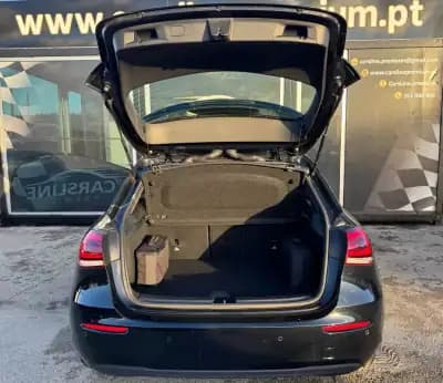 Sell Mercedes-Benz A 250 2021 - 24400 EUR, 95520 km - AUTO.MOTO.pt