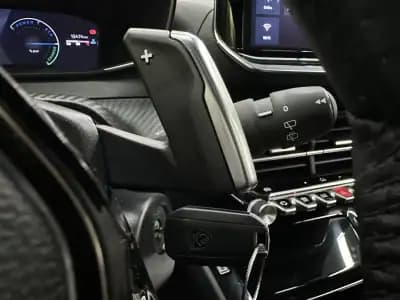 Sell Peugeot 2008 2024 - 22500 EUR, 13000 km - AUTO.MOTO.pt