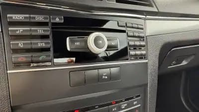 Sell Mercedes-Benz E 250 2010 - 18500 EUR, 0 km - AUTO.MOTO.pt