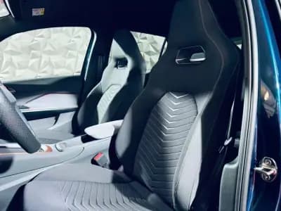 Vendo Cupra Born 2022 - 35990 EUR, 26601 km - AUTO.MOTO.pt