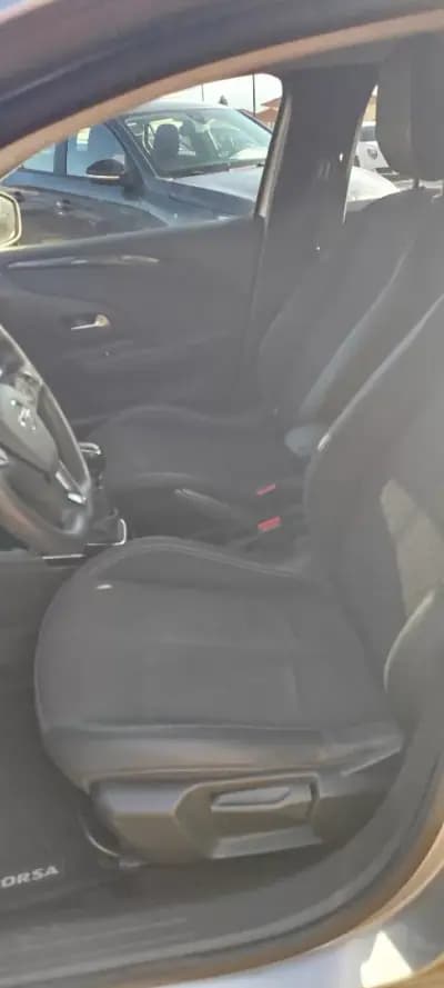 Vendo Opel Corsa 2022 - 16750 EUR, 73000 km - AUTO.MOTO.pt