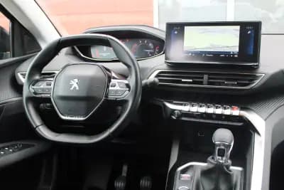 Sell Peugeot 3008 2021 - 20990 EUR, 108000 km - AUTO.MOTO.pt