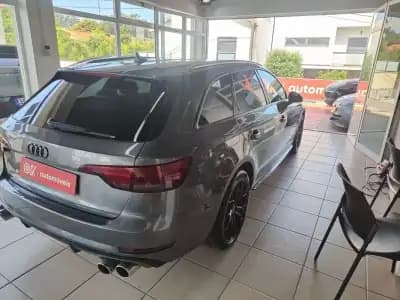 Sell Audi A4 Avant 2016 - 20450 EUR, 174000 km - AUTO.MOTO.pt