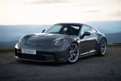Vendo Porsche 992 2022 - 195000 EUR, 20350 km - AUTO.MOTO.pt
