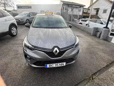 Vendo Renault Clio 2023 - 16950 EUR, 44091 km - AUTO.MOTO.pt