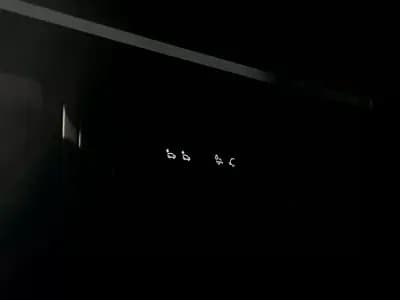 Sell Land Rover Range Rover Velar 2019 - 52900 EUR, 116101 km - AUTO.MOTO.pt