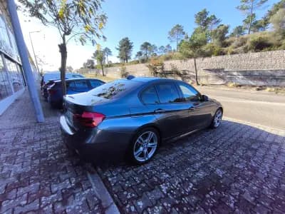 Vendo BMW 330 2018 - 18890 EUR, 178000 km - AUTO.MOTO.pt