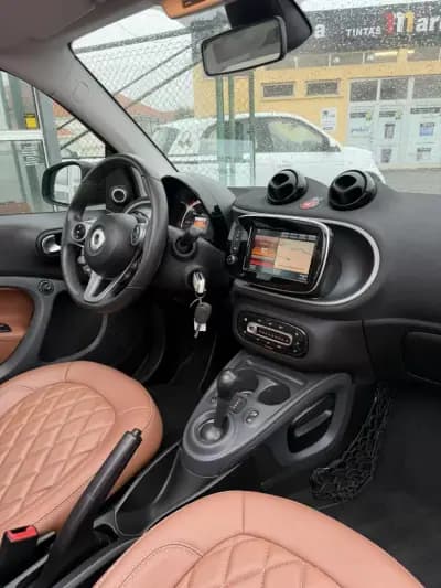 Vendo Smart Fortwo Cabrio 2016 - 12780 EUR, 113000 km - AUTO.MOTO.pt