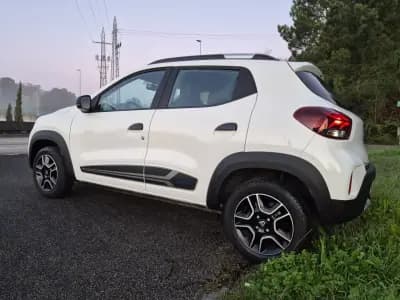 Vendo Dacia Spring 2022 - 11450 EUR, 26258 km - AUTO.MOTO.pt