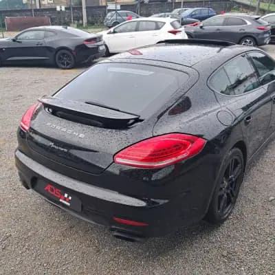 Vendo Porsche Panamera 2013 - 41500 EUR, 113000 km - AUTO.MOTO.pt
