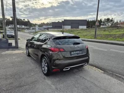 Vendo Citroën DS4 2012 - 11400 EUR, 214040 km - AUTO.MOTO.pt
