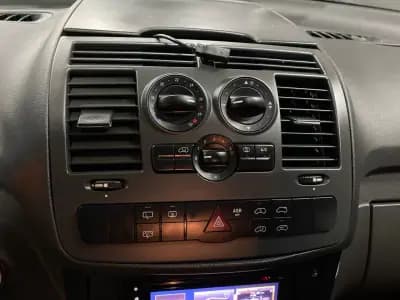 Sell Mercedes-Benz Vito 2011 - 16950 EUR, 196000 km - AUTO.MOTO.pt