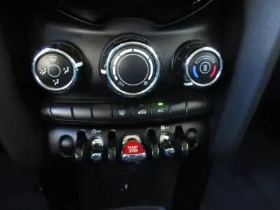 Sell MINI 2021 - 18990 EUR, 97000 km - AUTO.MOTO.pt