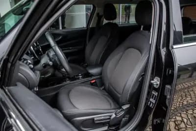 Vendo MINI Clubman 2021 - 18990 EUR, 114563 km - AUTO.MOTO.pt