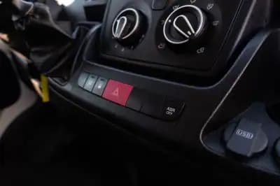 Sell Peugeot Boxer 2019 - 19999 EUR, 172000 km - AUTO.MOTO.pt