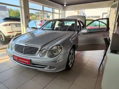 Vendo Mercedes-Benz E 220 2003 - 5500 EUR, 500000 km - AUTO.MOTO.pt