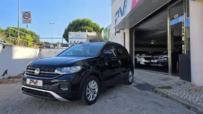 Vendo Volkswagen T-Cross 2020 - 18990 EUR, 120000 km - AUTO.MOTO.pt