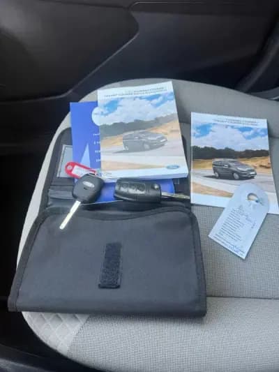 Vendo Ford Tourneo Courier 2019 - 9900 EUR, 133000 km - AUTO.MOTO.pt