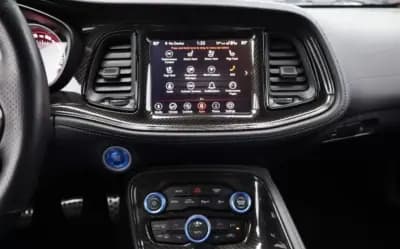 Vendo Dodge Challenger 2024 - 145900 EUR, 16270 km - AUTO.MOTO.pt