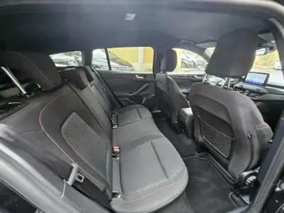 Sell Ford Focus SW 2021 - 19890 EUR, 20000 km - AUTO.MOTO.pt