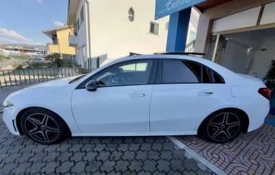 Vendo Mercedes-Benz A 180 Limousine 2020 - 29950 EUR, 97000 km - AUTO.MOTO.pt