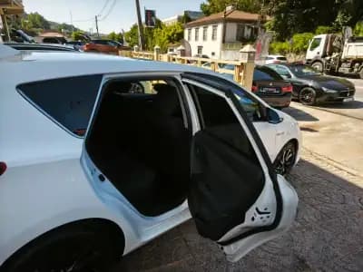 Sell Toyota Auris 2016 - 14900 EUR, 160000 km - AUTO.MOTO.pt
