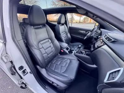 Vendo Nissan Qashqai 2018 - 17990 EUR, 97000 km - AUTO.MOTO.pt