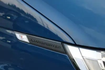 Vendo Volkswagen Transporter 2021 - 22990 EUR, 115000 km - AUTO.MOTO.pt