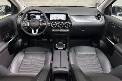 Vendo Mercedes-Benz GLA 250 2022 - 34950 EUR, 58115 km - AUTO.MOTO.pt
