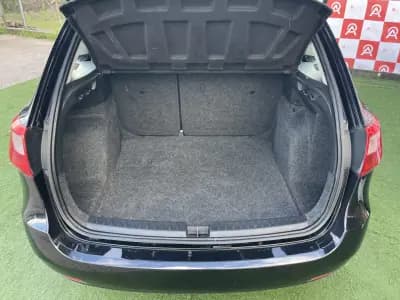 Vendo SEAT Ibiza ST 2010 - 6990 EUR, 216600 km - AUTO.MOTO.pt