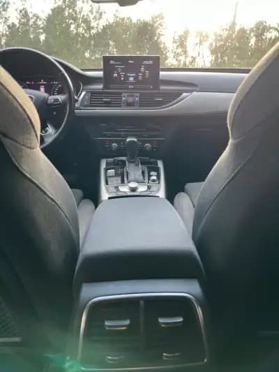 Sell Audi A6 Avant 2015 - 20900 EUR, 225008 km - AUTO.MOTO.pt