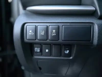 Sell Mitsubishi Eclipse Cross 2022 - 23750 EUR, 67500 km - AUTO.MOTO.pt