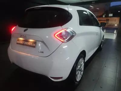 Vendo Renault Zoe 2019 - 10950 EUR, 82000 km - AUTO.MOTO.pt