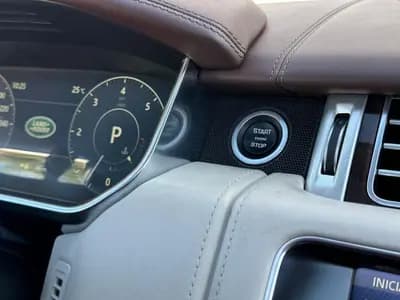 Vendo Land Rover Range Rover 2017 - 74480 EUR, 73870 km - AUTO.MOTO.pt