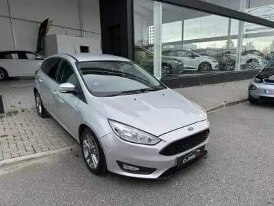 Vendo Ford Focus 2018 - 13850 EUR, 68388 km - AUTO.MOTO.pt