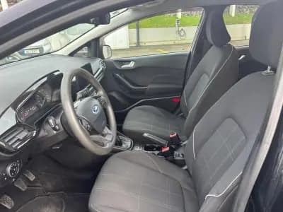 Sell Ford Fiesta 2018 - 14990 EUR, 106000 km - AUTO.MOTO.pt