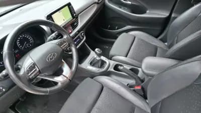 Vendo Hyundai i30 Fastback 2019 - 16500 EUR, 65000 km - AUTO.MOTO.pt