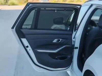 Vendo BMW 330 2021 - 31900 EUR, 156735 km - AUTO.MOTO.pt