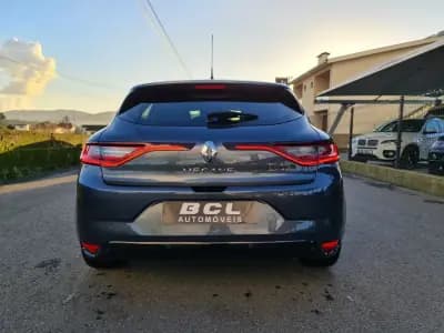 Vendo Renault Mégane 2016 - 14990 EUR, 179000 km - AUTO.MOTO.pt