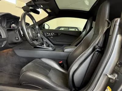 Vendo Jaguar F-Type 2018 - 46000 EUR, 64200 km - AUTO.MOTO.pt